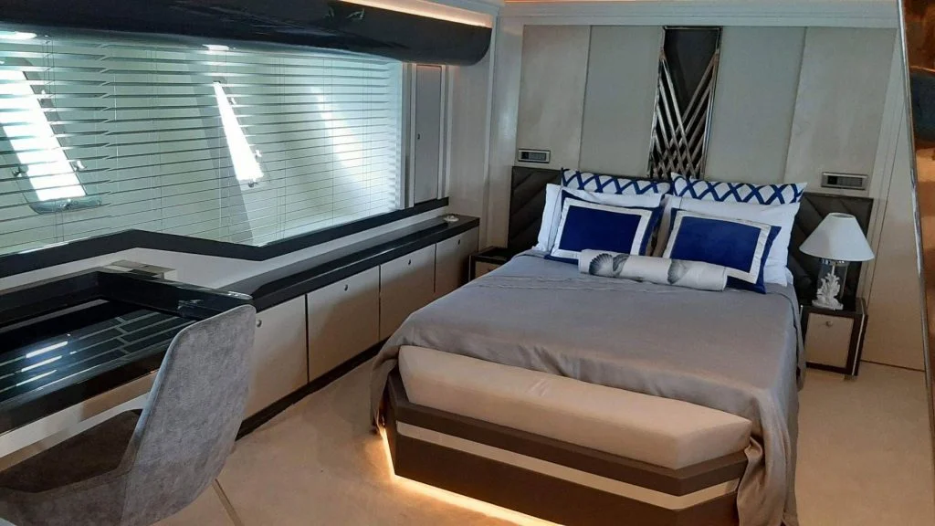 Luxury Motoryacht – 7 ff