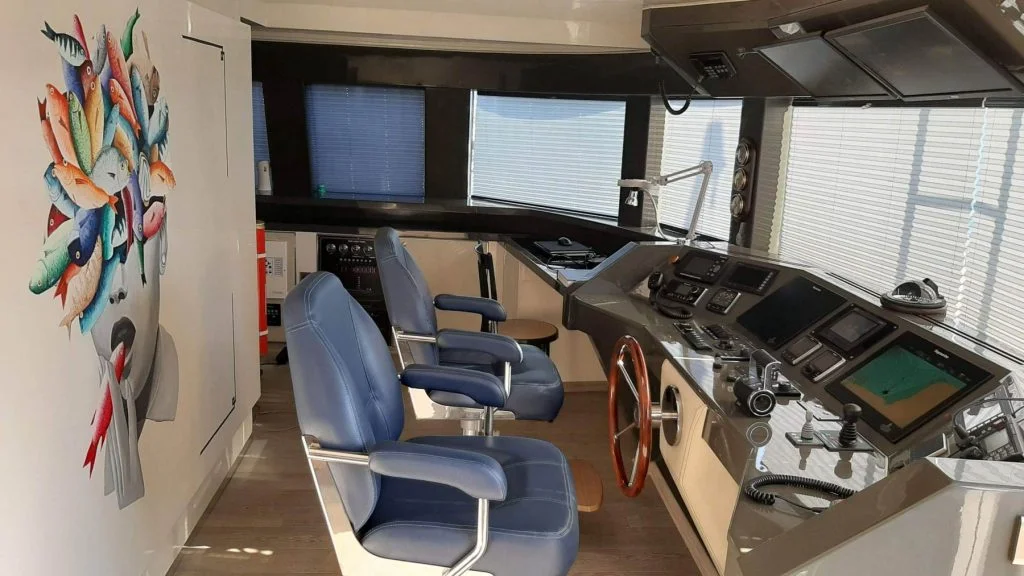 Luxury Motoryacht – 7bnbbb
