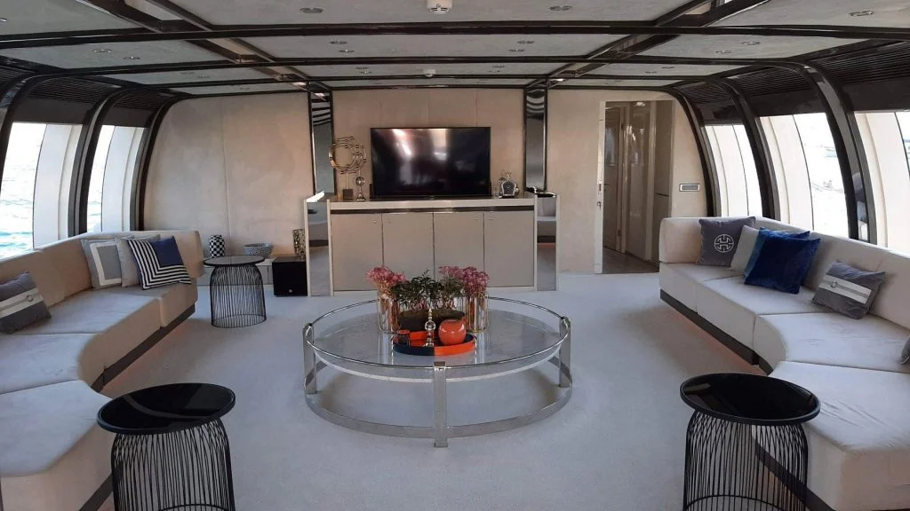Luxury Motoryacht – 7mm