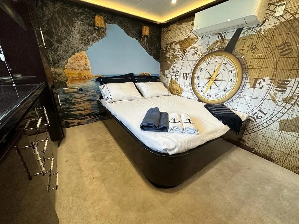 Luxury Motoryacht – 9fffffffffffffff