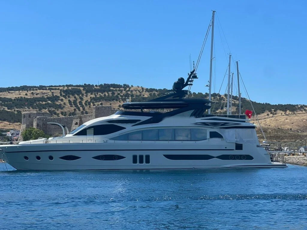 Luxury Motoryacht – 9ss