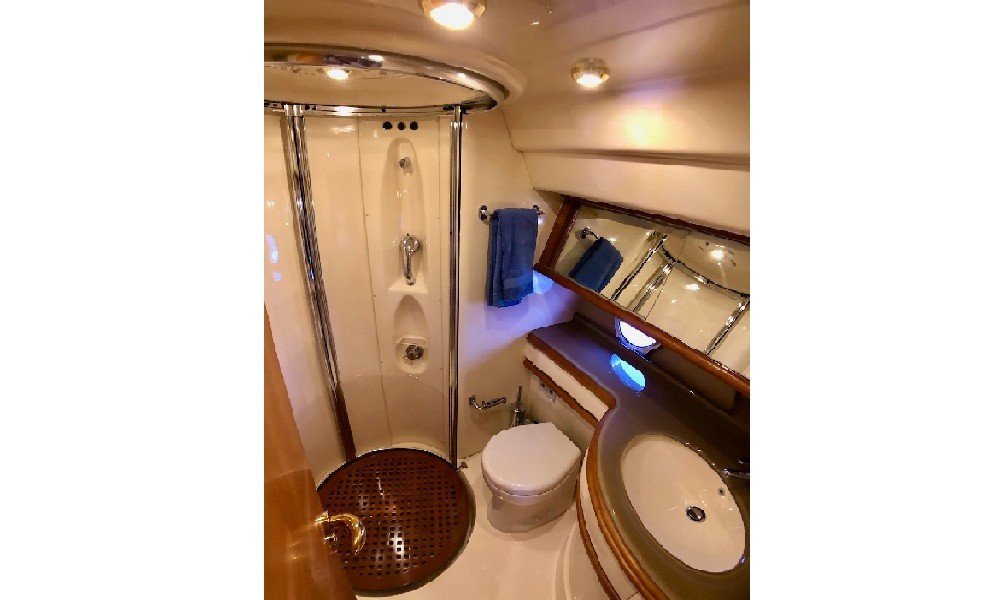 Lux Yacht EVOLUTION (1)