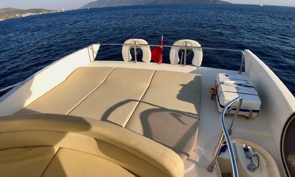 Lux Yacht EVOLUTION (7)