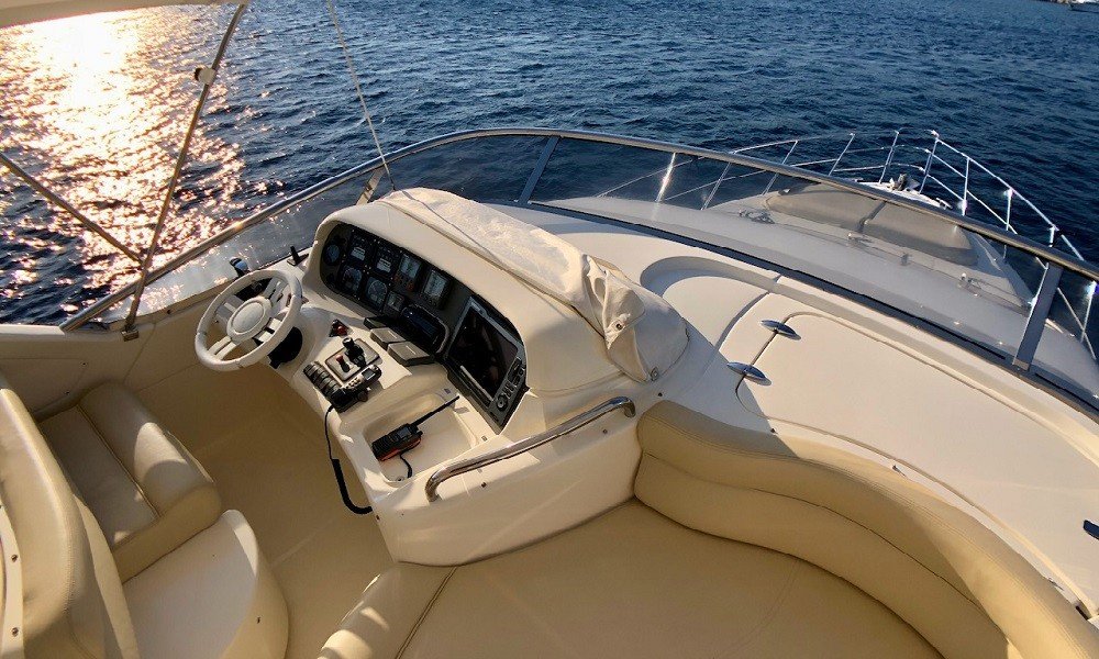Lux Yacht EVOLUTION (8)