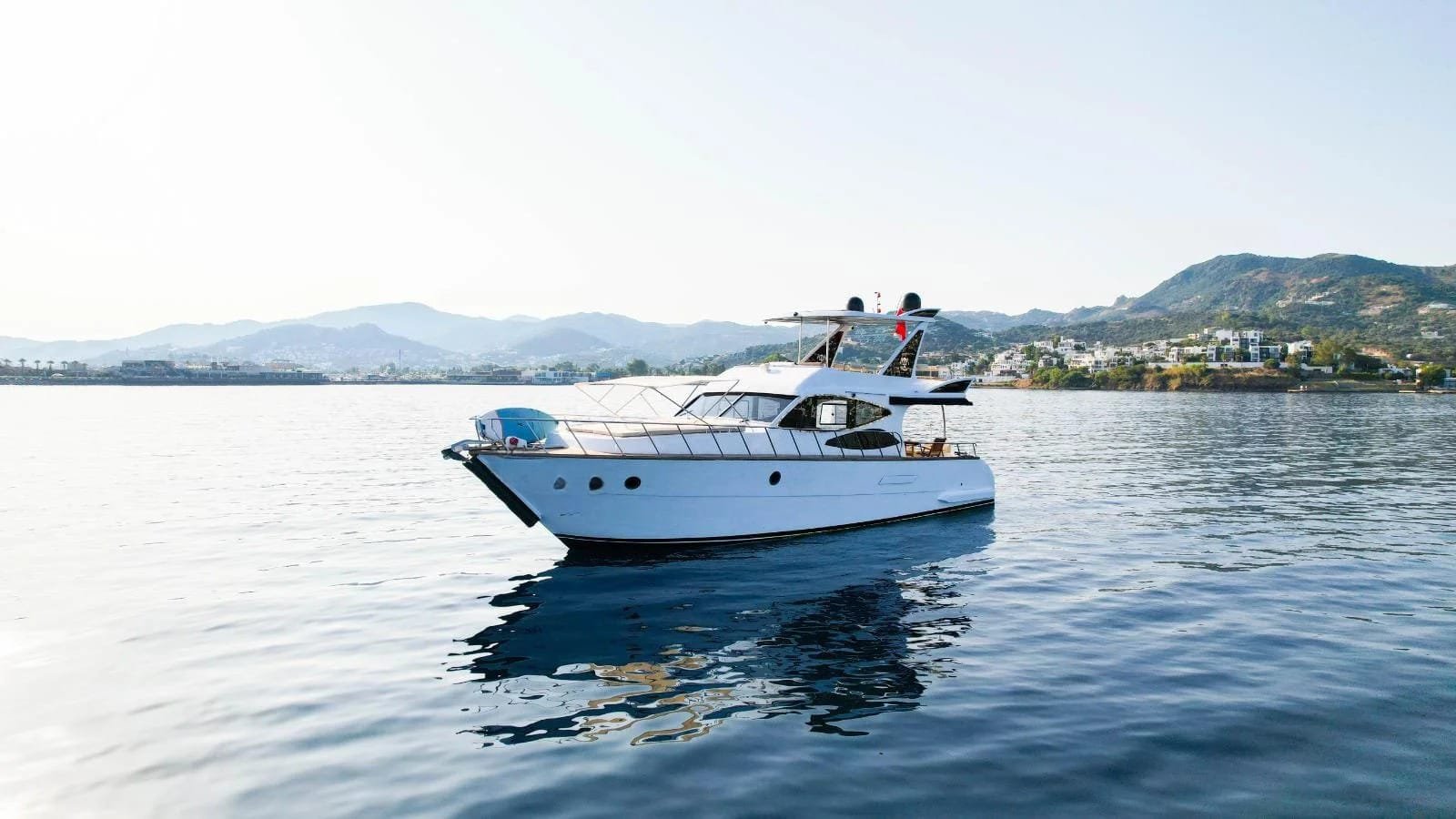 Lux Yacht Pearl (1)