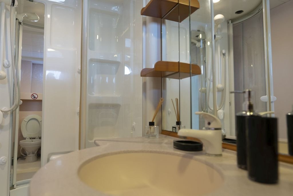 Ultra Lux yacht 11 (9)