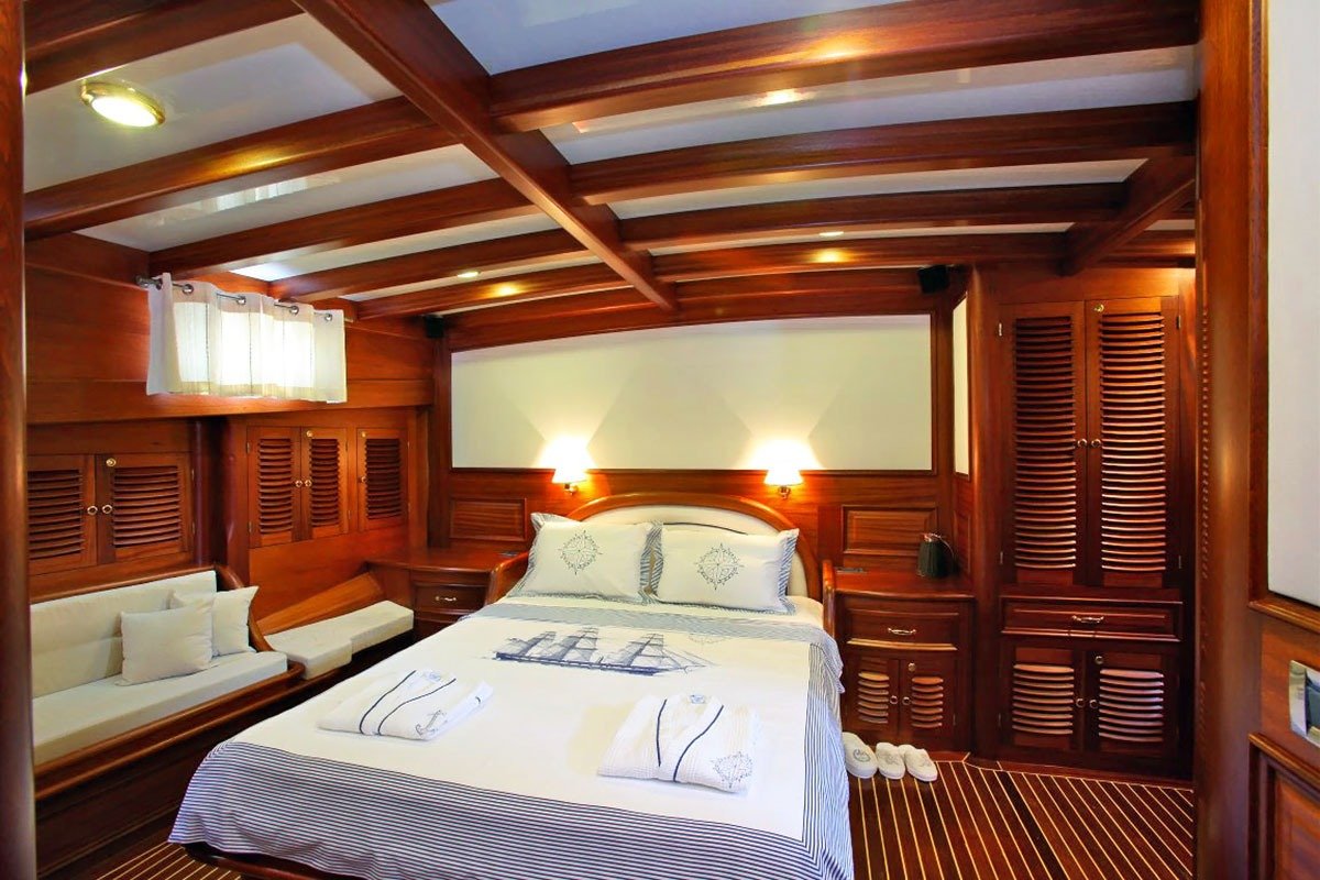 Yacht Blue Star (4)