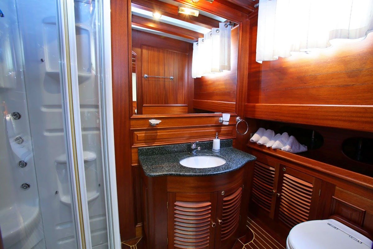 Yacht Blue Star (8)