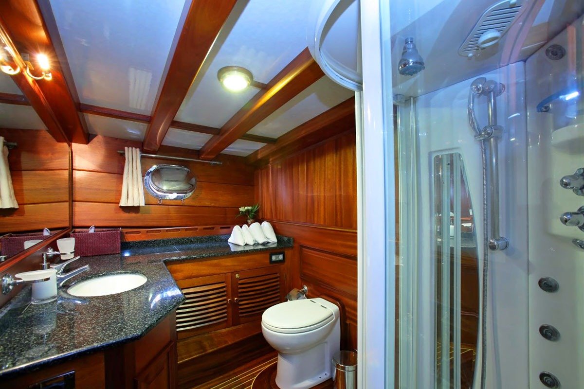 Yacht Blue Star (9)