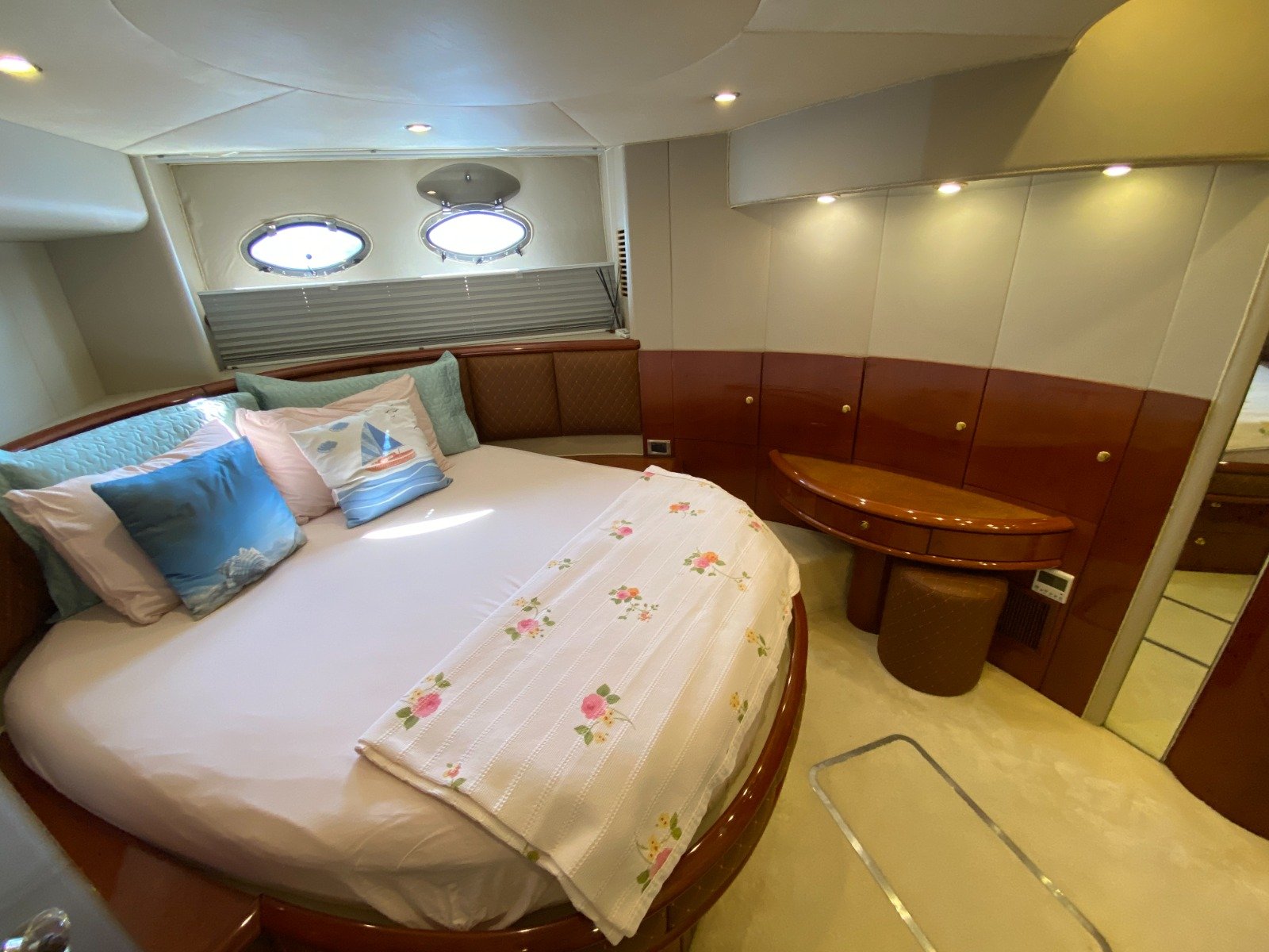 motoryacht Ghost (16)