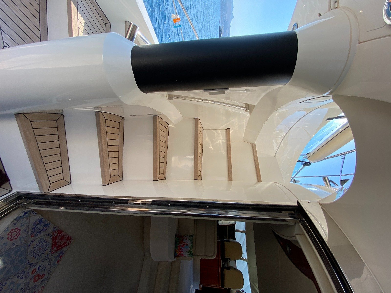 motoryacht Ghost (26)